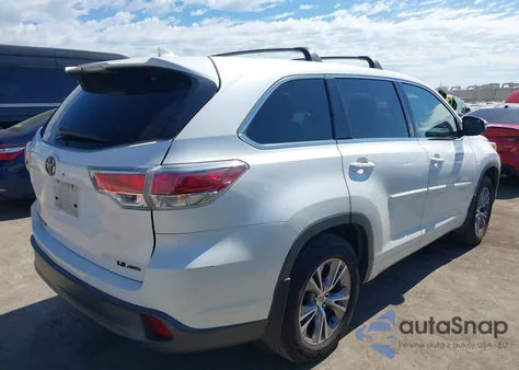 2015 Toyota Highlander Le Plus V6 из США, поврежденный, VIN 5TDBKRFH5FS079384